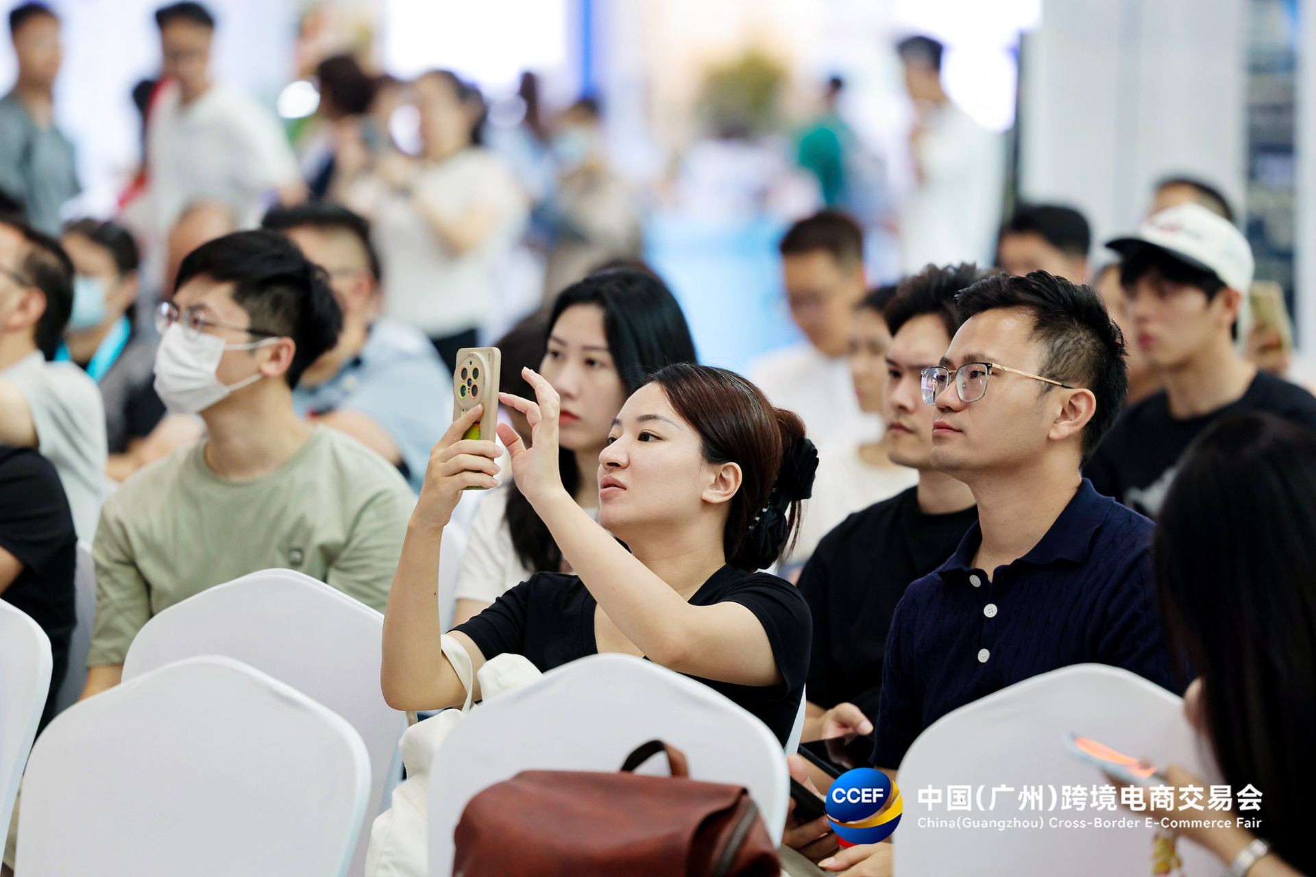 解码亚马逊增长新路径，AI运营干货引爆全场丨广州跨交会雨果跨境专场论坛