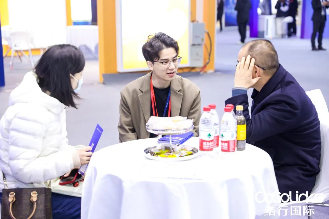 跨境高峰,大咖集结!CoGoLinks受邀参加中国电博会,荣获2022年度卓越跨境金融企业