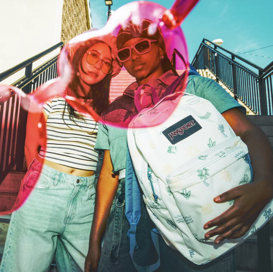 JanSport案例解析：如何用“不完美”的营销打动Z世代？