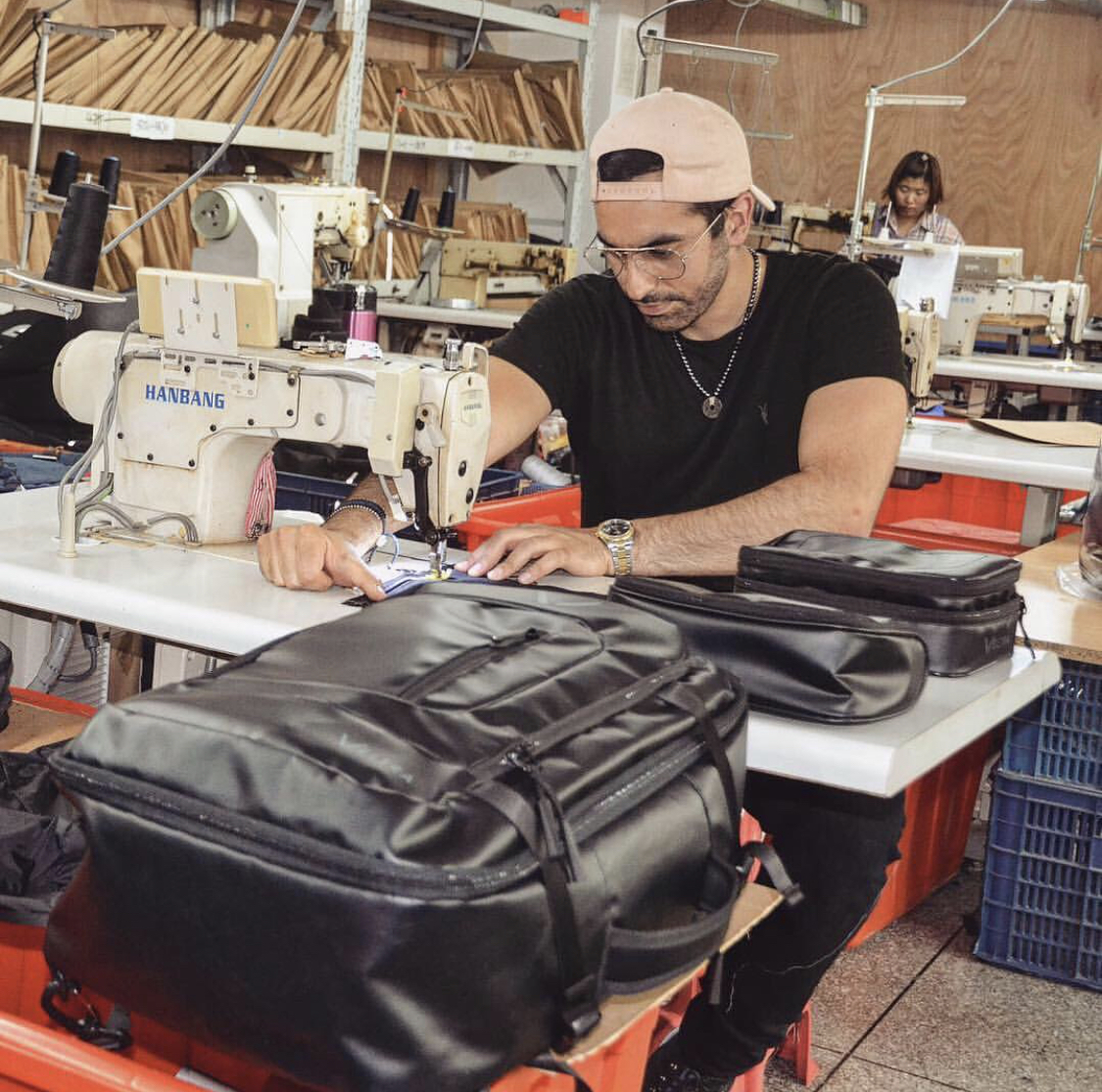 第133届广交会海外采购商快照④：阿里国际站海外买家组团打卡中国工厂