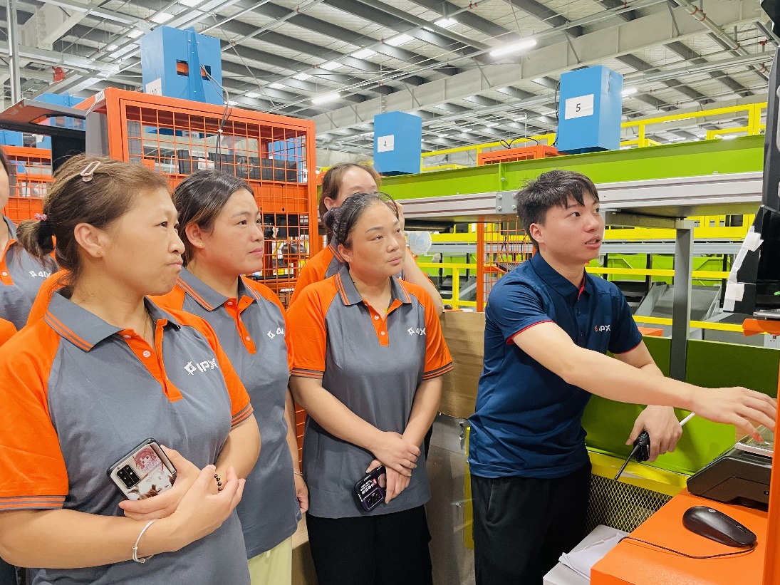 递四方上海转运中心开仓，日均单量处理能力达40万单