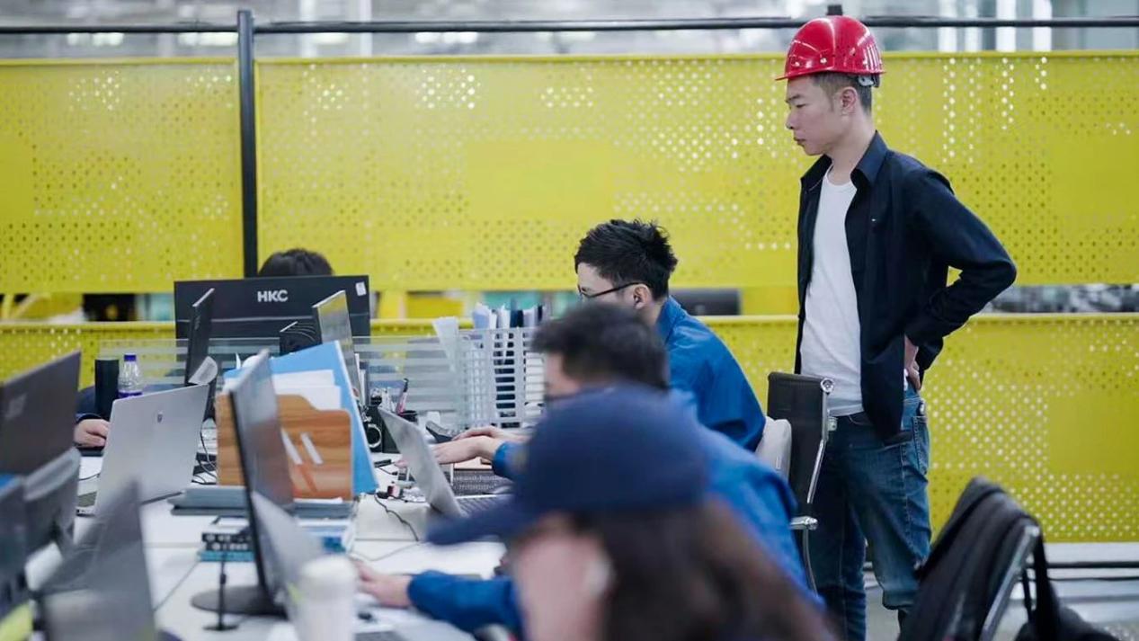 “大块头”挖掘机疯狂促销，10天内创造8.5万美金高销量记录！