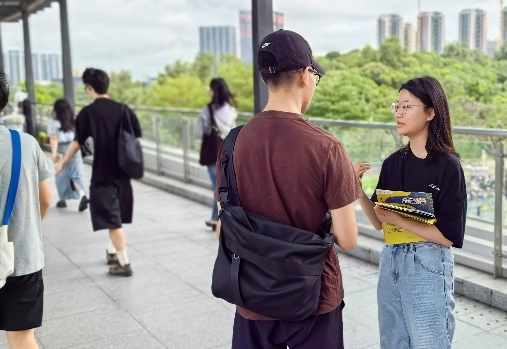 雨果跨境请你免费喝咖啡，错过等一周再来！