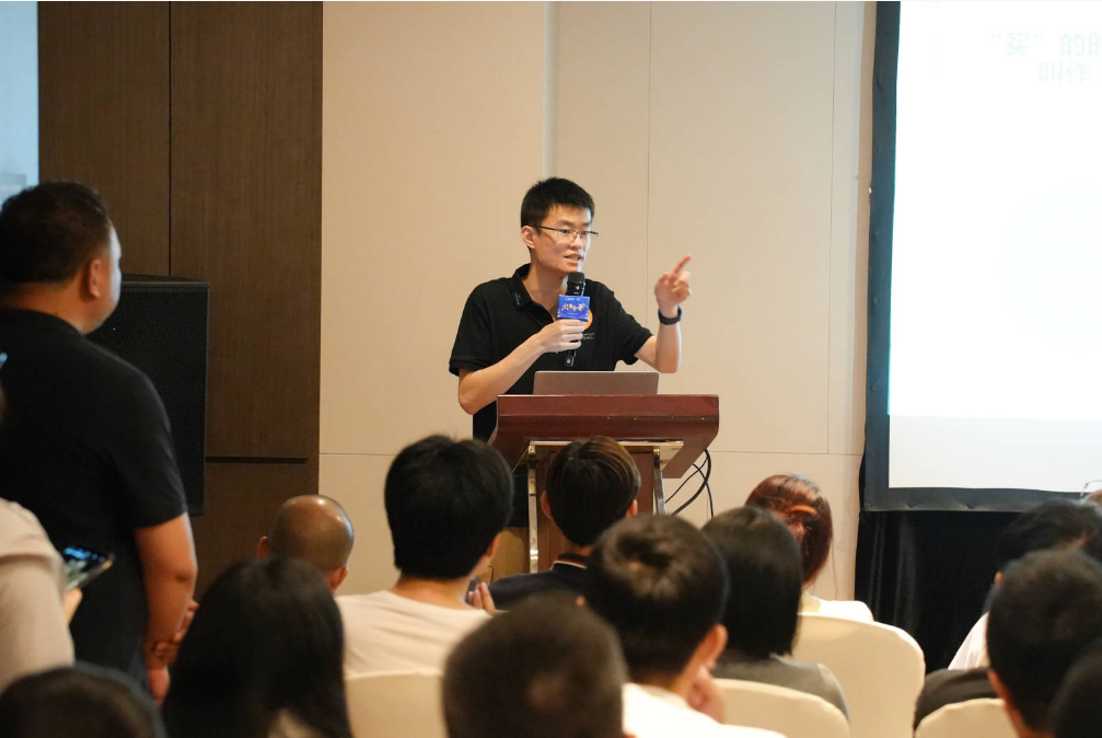 千人齐聚，八小时燃爆GIGA面对面现场！