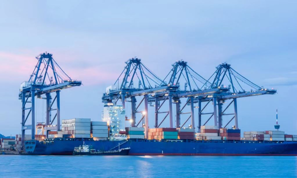 跨境电商品牌化、数字化的大势所趋将推动海外市场的有效增长，赋予跨境行业新的成长与转型