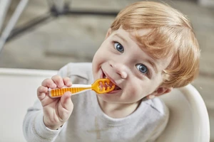 侵权预警，这款儿童餐具多站点侵权！