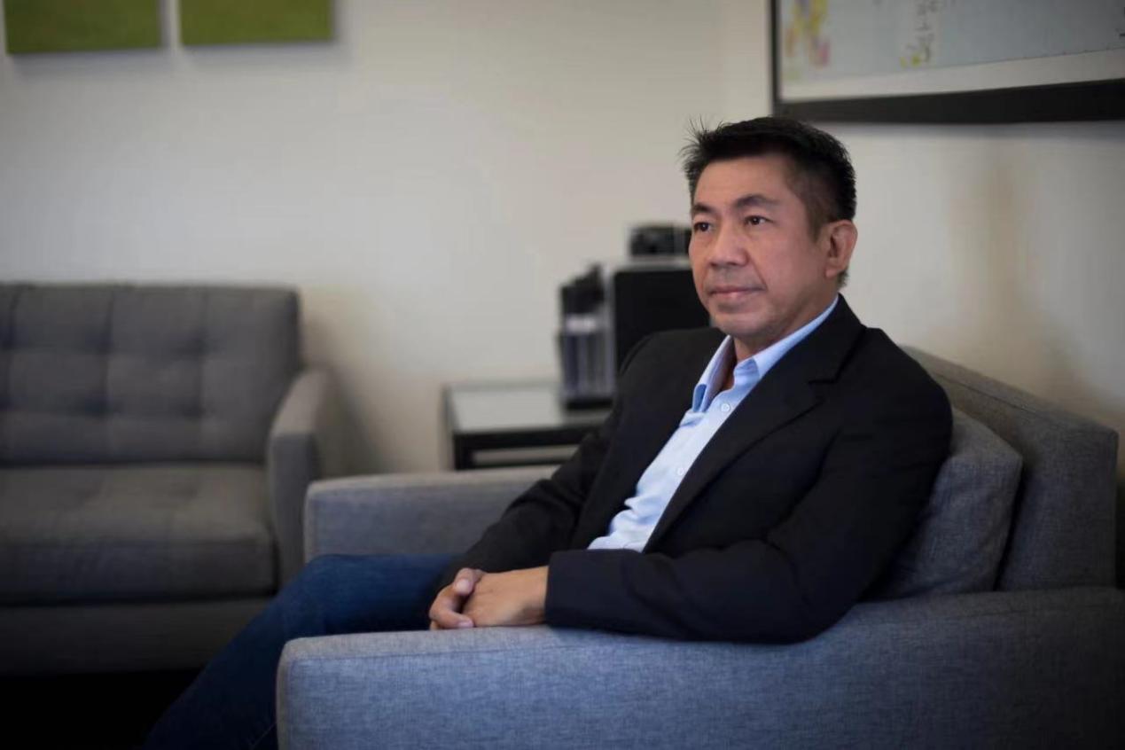 新蛋集團全球CEO鄒果慶榮獲中國（上海）跨境電商“杰出領(lǐng)袖金鷹獎”