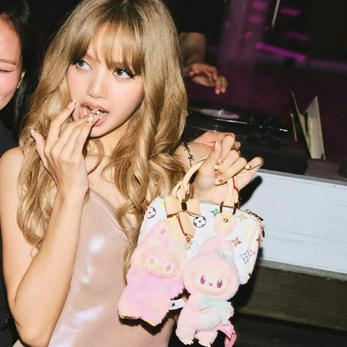 社交出海大年，成也AI败也AI｜2025出海盘点