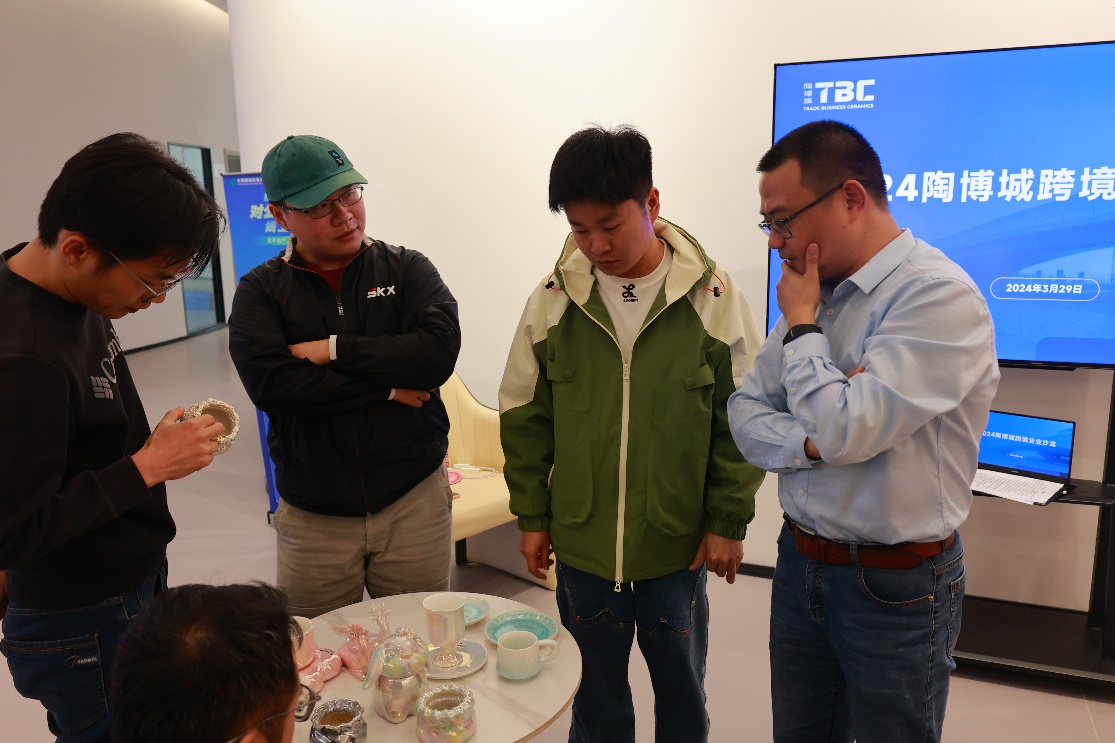 递四方戴彬：定制化解决方案助力陶瓷品牌出海