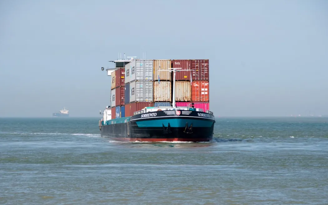 全球四大航线运价上涨，缺船缺柜预警！本周货该怎么发？