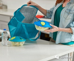 Spreetail亮相加拿大沃尔玛宣传册首页,让合作伙实现300%的销量涨幅