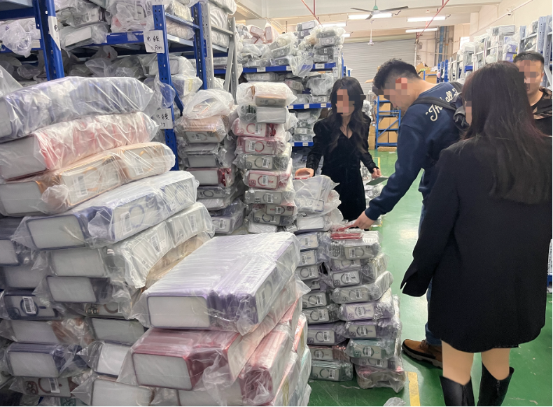 扩仓5000平，商品all in，商家纷纷加码速卖通半托管