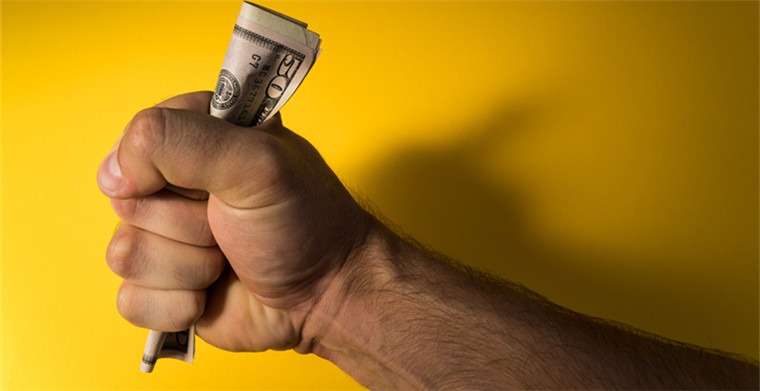 亚马逊黑五想爆单却被“搞”下架，因专利侵权被判赔偿18亿：布局好专利你才能赚大钱！